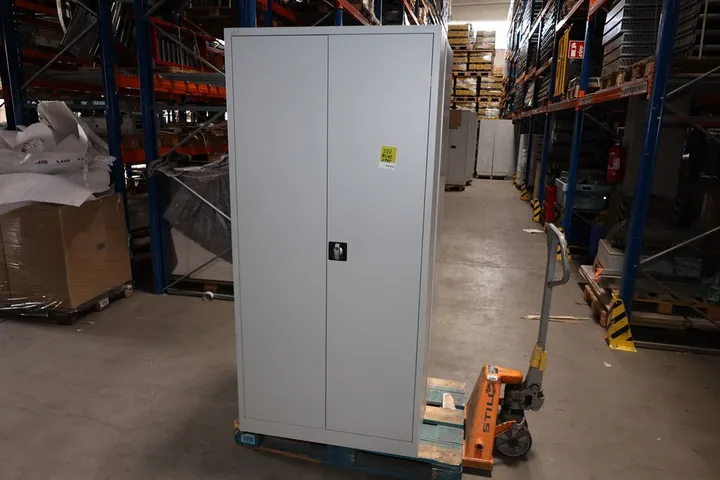 1 x Metallschrank Maße: 95 x 42 x 195 cm